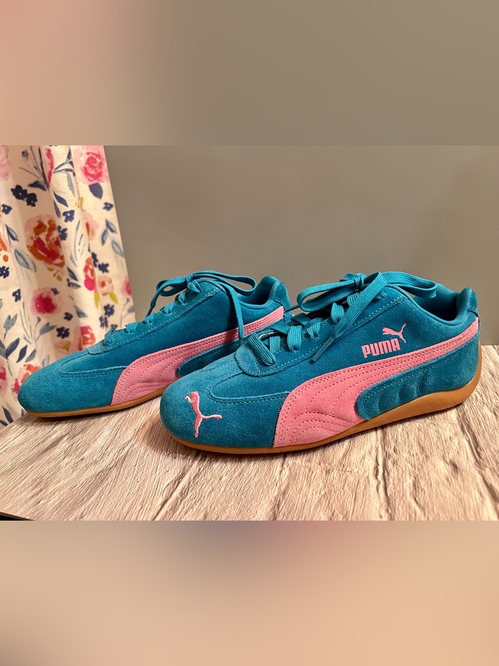 Puma Speedcat lace up sneakers, Tropical Blue and Pink, size 7.5